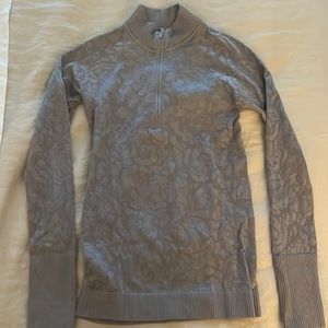 Lululemon Long Sleeve Half Zip Running Top. Size 6. Worn Once.
